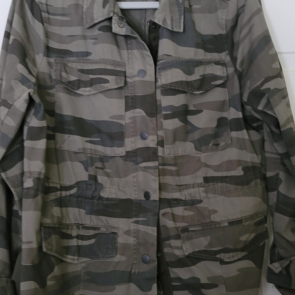 a.n.a Camo Jacket - NWOT Junior L